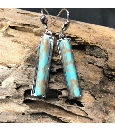 Boucles d'oreilles pendantes en zinc avec sa perle cylindrique bleu turquoise style boho