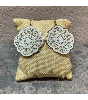 Boucles d'oreilles en forme de frame, ajourées,  Bicolor blanc et dorée en alliage de zinc