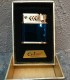 briquet tempete marque chief, bleu et or, rechargeable