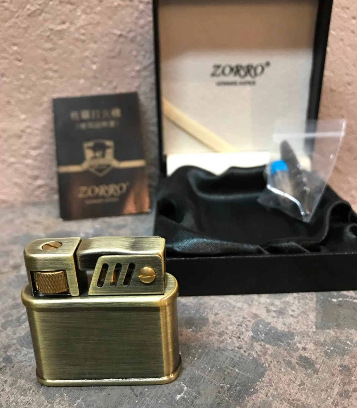 Briquet Tempête Zorro Doré