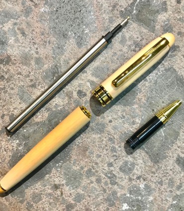 stylo bic en bois d'érable rechargeable