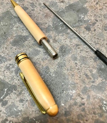 stylo bic démontable sans bouchon, en bois d'érable