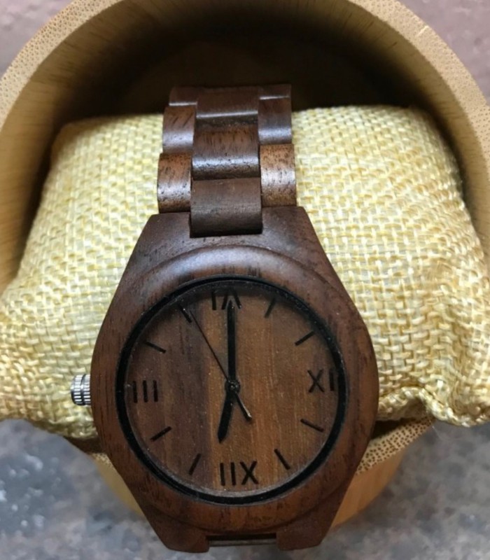 Montre en bois de noyer, bracelet bois