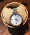 Montre femme en bois d'olive et Nacre véritable