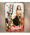 Plaque m&eacute;tallique vintage d&eacute;corative STRIKE